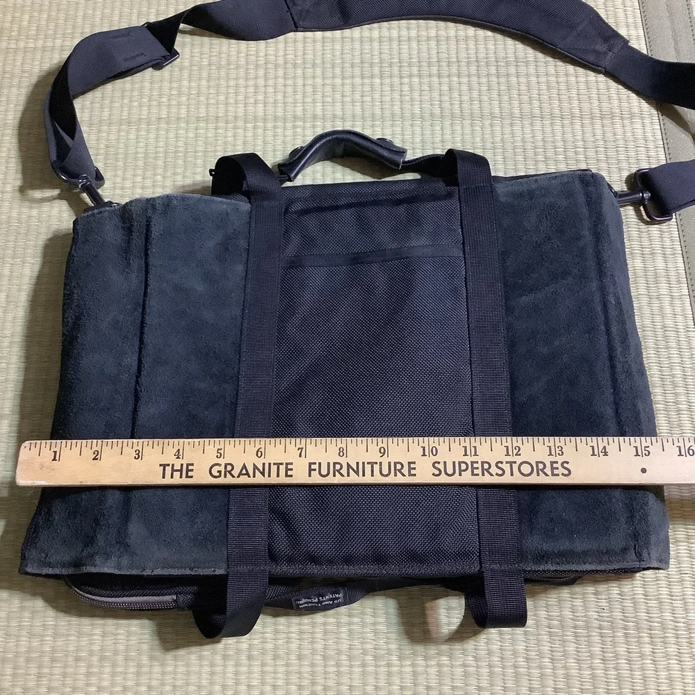 Shaun Jackson Design Black LD001 LapDog Laptop Bag